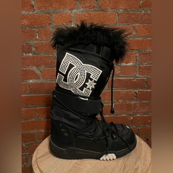 RARE DC Chalet Winter Snow Boots Snowboard STYLE ❄️ - Picture 8 of 17